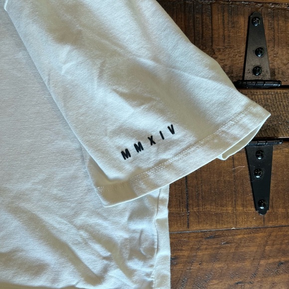 YoungLA White Crop Top - Picture 3 of 3